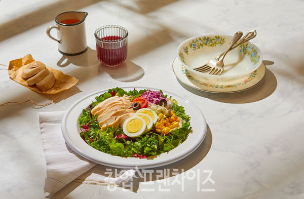 샐러데이즈 ⓒ 사진 업체제공