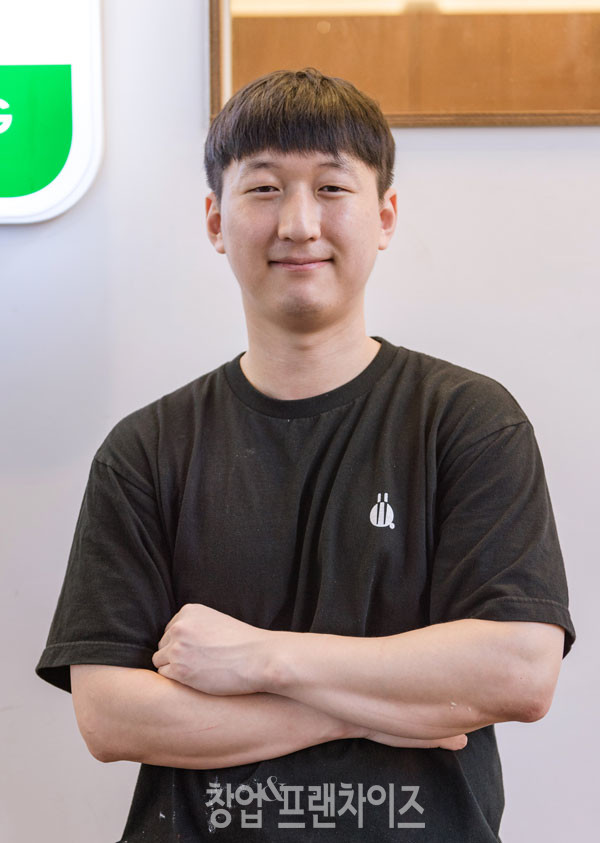 저스트텐동 배곧신도시점 서근수 점주 ⓒ 사진 윤정원 기자