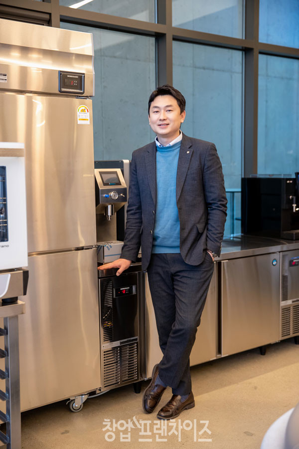 호시자키한국(주) 호시자키 영업부 김재현 과장 ⓒ 사진 유흥선 기자