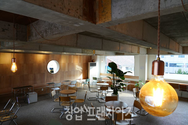 헬무트커피 ⓒ. 사진 이현석 팀장, 업체 제공