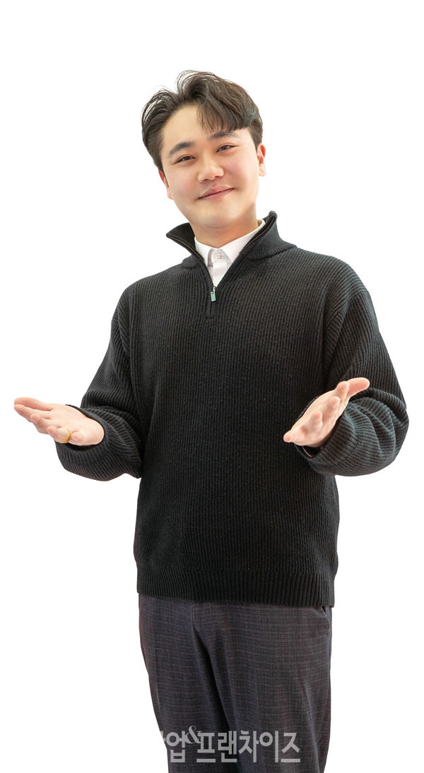 금커피별빙수 고잔점 김호상 과장 ⓒ 사진 유흥선 기자