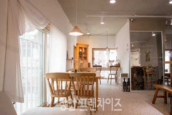 제주역 ⓒ 사진 유흥선 포토그래퍼, 업체 제공