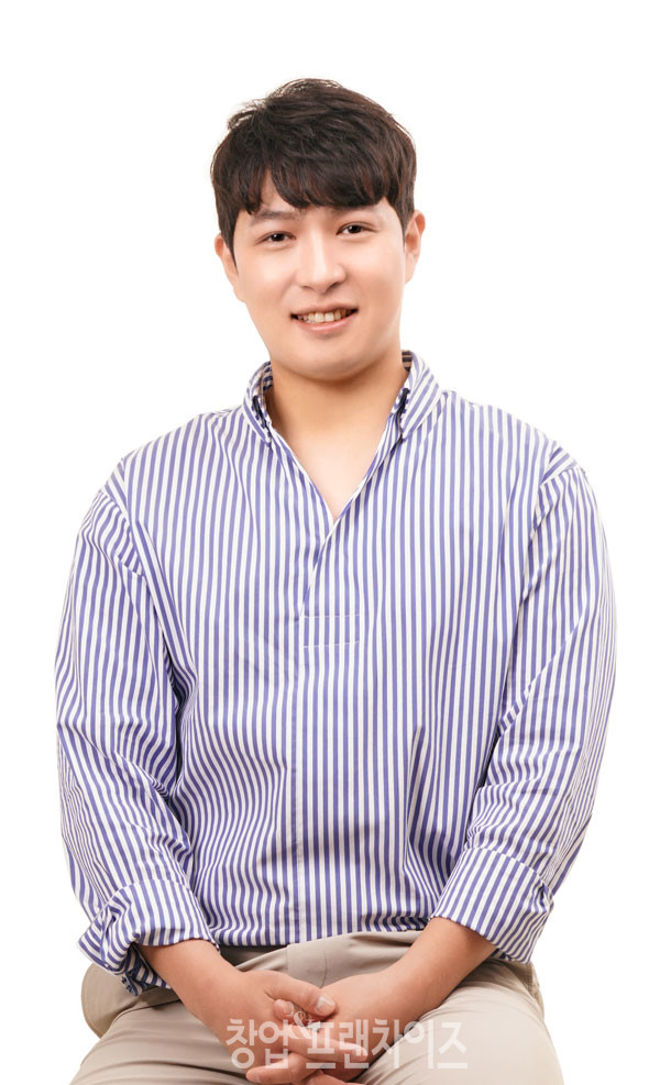 (주)피플스 에프엔씨 이익균 대표 ⓒ 사진 김효진 기자