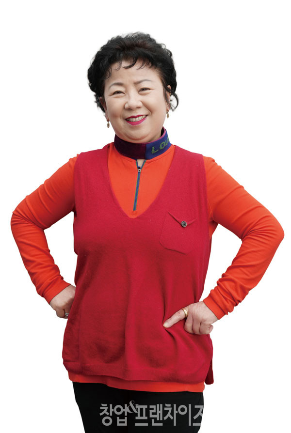 우드아트가구 권영숙 대표 ⓒ 사진 이현석 팀장