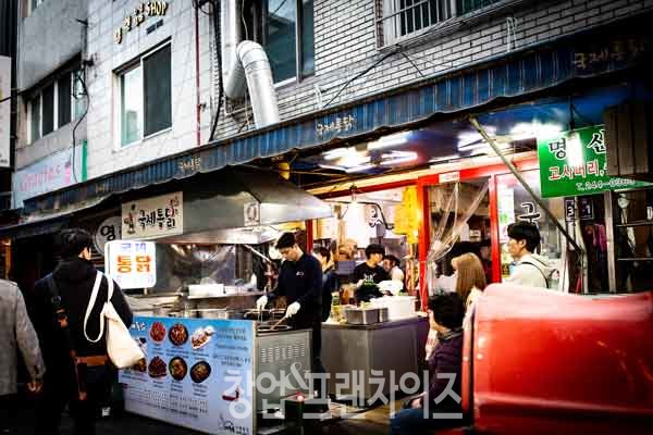 국제통닭  ⓒ 사진 업체 제공