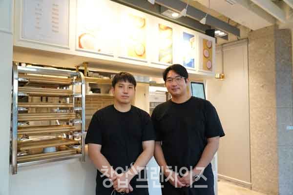 시올돈 문정우, 김경주 대표 ⓒ 사진 업체 제공