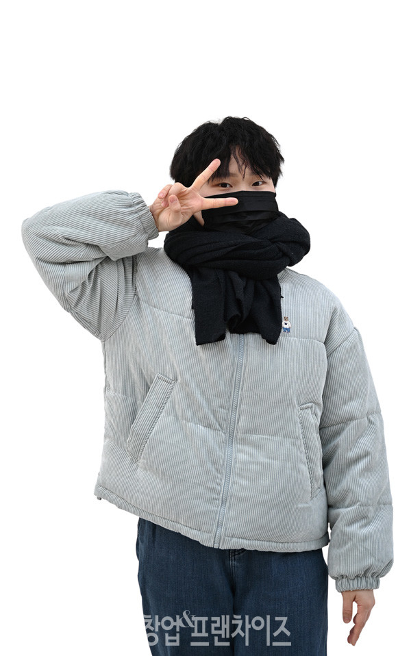 지구봉사단 심현진 자원봉사자 ⓒ 사진 이현석 팀장