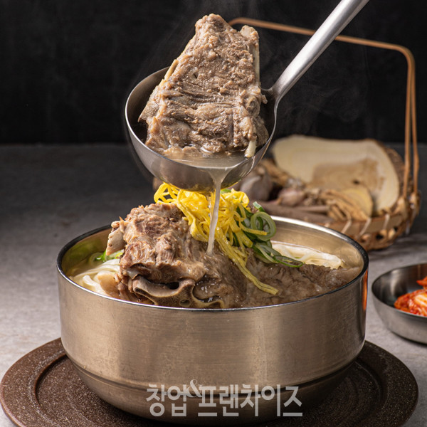 평이담백뼈칼국수 ⓒ 사진 업체제공