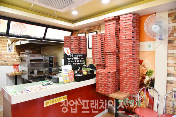 자가제빵선명희피자 ⓒ 사진 황윤선 기자, 자료제공 ㈜더온에프앤비
