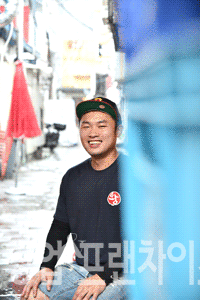 김영준 대표 왕빈자삼파전 ⓒ 사진 황윤선 기자
