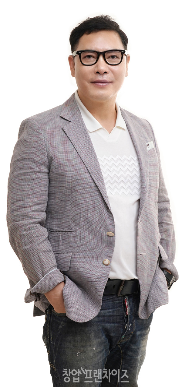 (주)한국창업능률개발원 노포식당 권순만 대표 ⓒ 사진 이현석 팀장