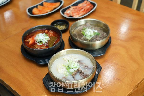 곰작골나주곰탕 ⓒ 사진 이현석 팀장