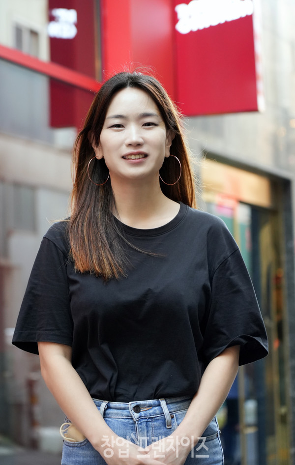 롸버트치킨 강지영 대표. ⓒ 사진 이현석 팀장