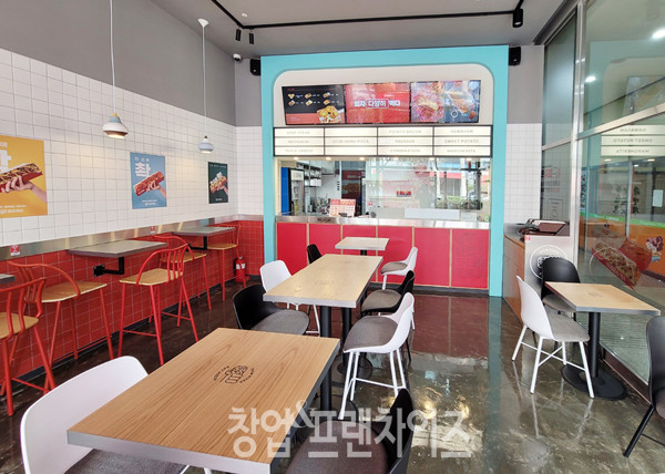 피자먹다 ⓒ 사진 조주연 팀장, 업체 제공